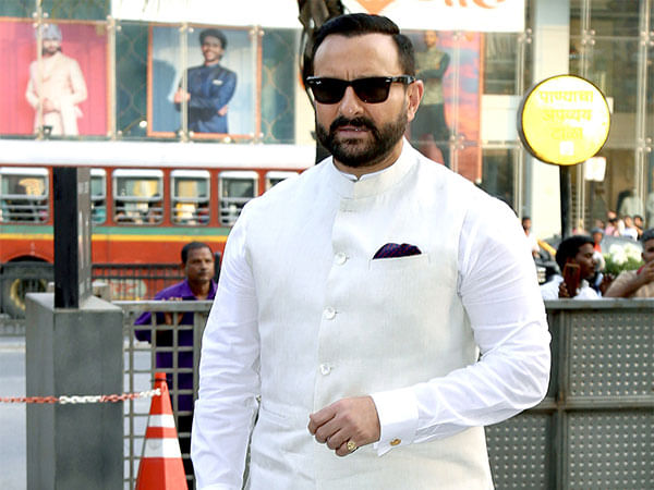 Saif Ali Khan attack case: Mumbai Police take accused to actor's residence to recreate crime scene 