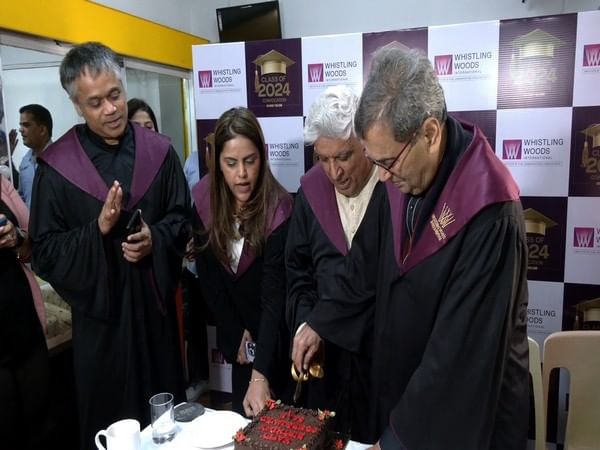 Subhash Ghai celebrates 80th birthday with Javed Akhtar; Share learning tips for direction at Whistle Woods International Convocation ceremony 
