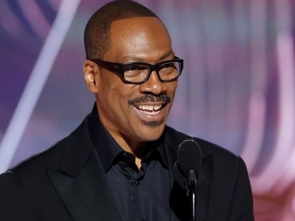  Eddie Murphy to star as former superspy in  'Blue Falcon'