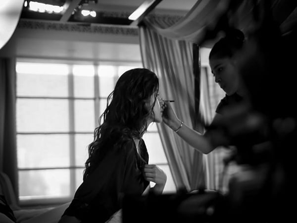 Shanaya Kapoor warps first schedule of debut film 'Aankhon Ki Gustaakhiyan' with BTS pics 