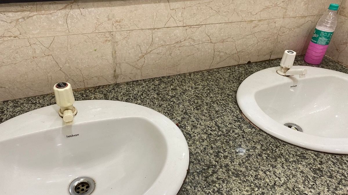 Washbasin inside washroom at Karkardooma Court Complex | ThePrint