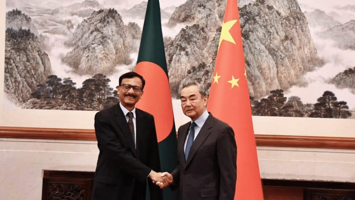 Bangladeshi foreign advisor Touhid Hossain met Chinese FM Wang Yi in Beijing on 21 January 2025. | Bangladesh Ministry of Foreign Affairs