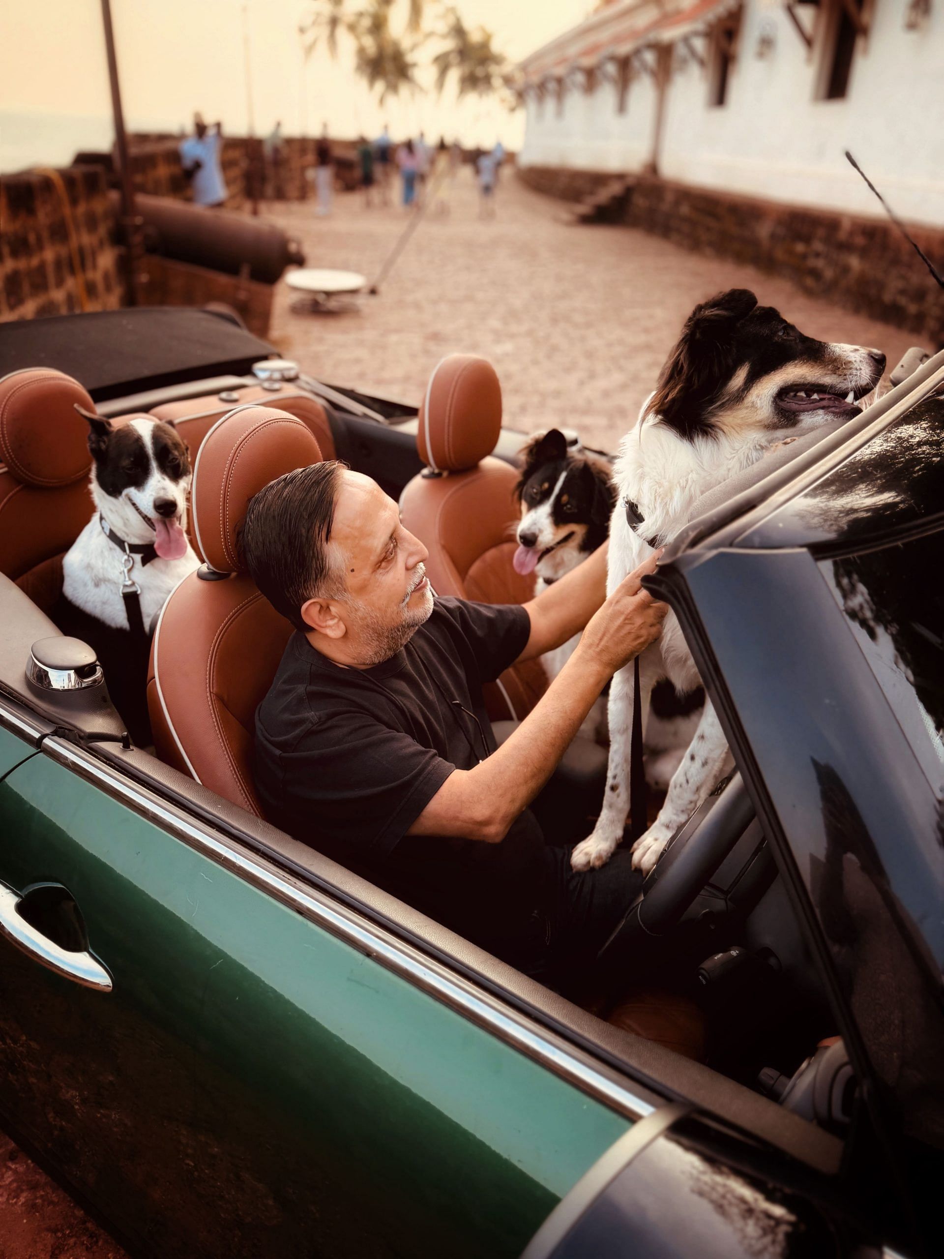 Rohit Chawla in car