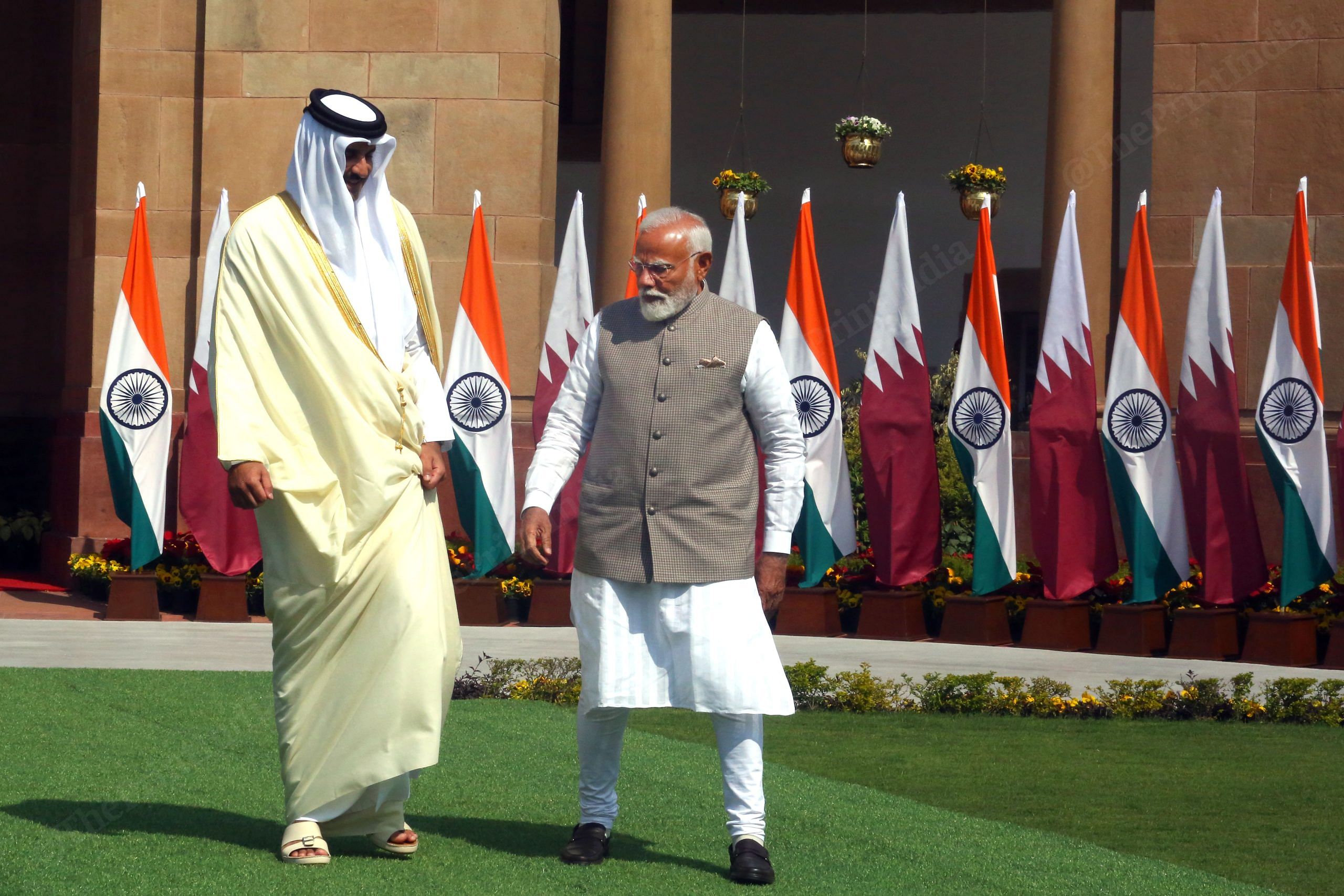 The Amir of Qatar and PM Modi pose for a photo outside the Hyderabad House | Praveen Jain | ThePrint
