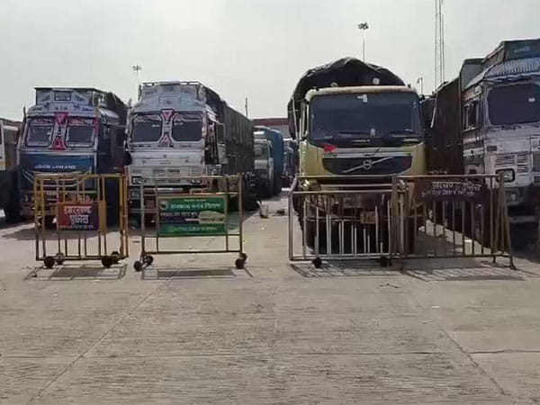 Truck rentals rebound in January with pickup in winter crops: Report