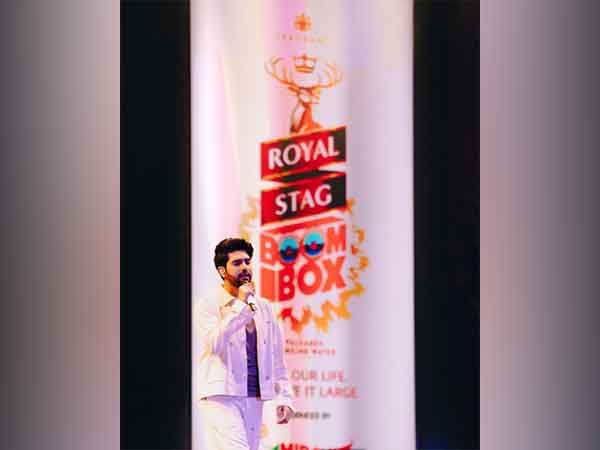 Royal Stag BoomBox Creates a Spell-Binding Experience in Thane, Mumbai: Iconic Performances by Armaan Malik, Nikhita Gandhi, Ikka and DJ Yogii