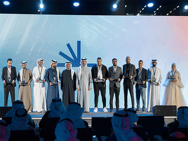 Sultan bin Ahmed honours Shams Arabic Content Award winners 
