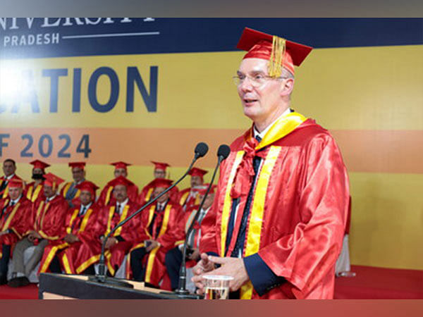 Amity University Madhya Pradesh honours academic excellence at convocation for class of 2024