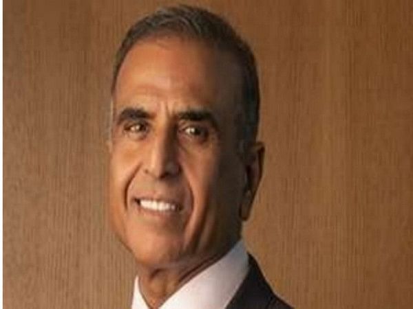 Sunil Bharti Mittal honored with Honorary Knighthood by British High Commission