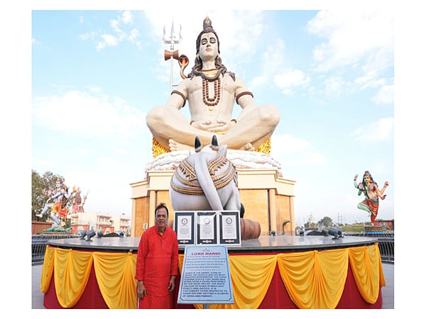 Dr. JC Chaudhry achieves Two Guinness World Records for Largest Trident and Most Viewed Statue Ceremony