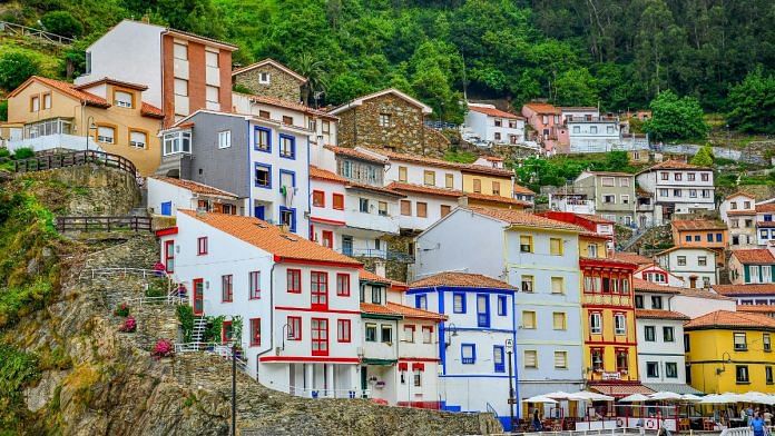 Representational Image of Spanish homes | Pexels