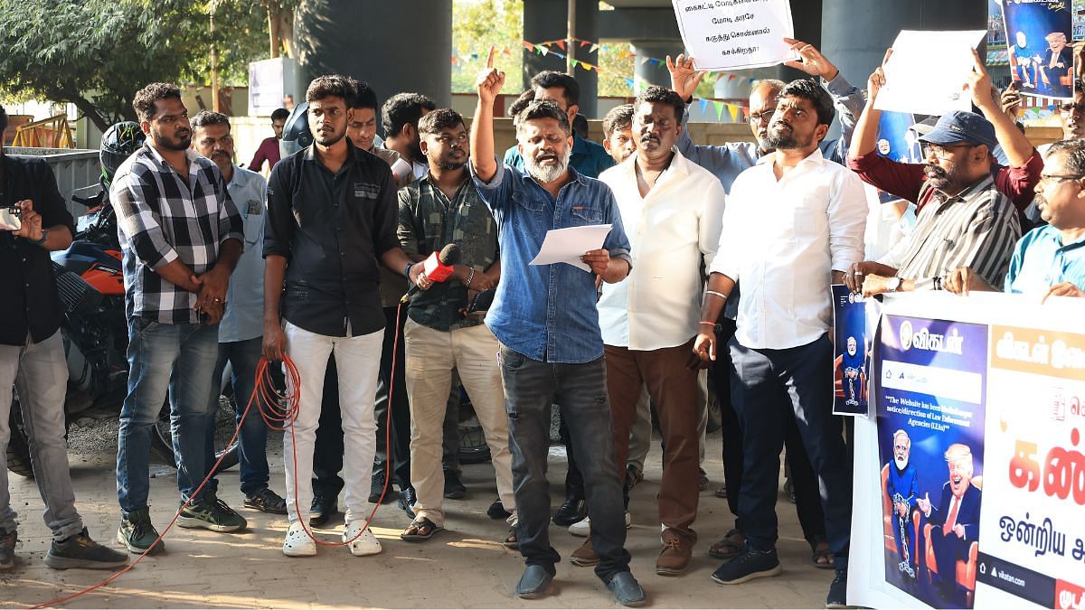 Members of the Chennai Press Club protest the Union Government blocking of Vikatan's website | Photo: Special arrangement