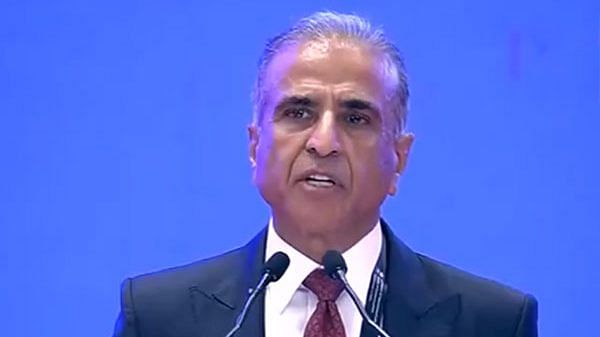 Telecom biggies must get out of solo mode. Sharing infrastructure is crucial for growth