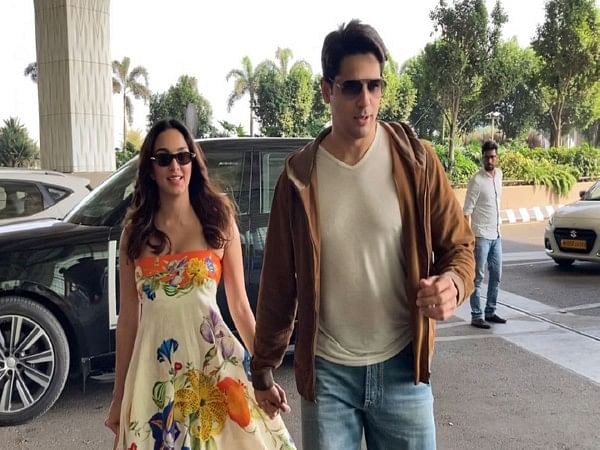 Kiara Advani, Sidharth Malhotra jet off for vacation after pregnancy announcement