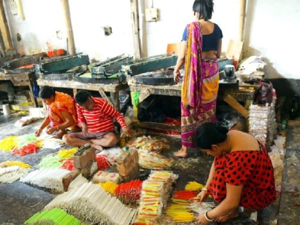 Over half of women entrepreneurs in India rely on personal savings to fund their businesses: Survey