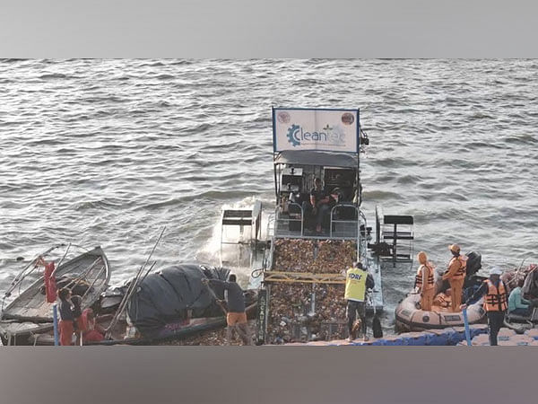 Maha Kumbh 2025 Sees Record 600 Tons of Floating Waste Recycling, Offers Lessons for Many