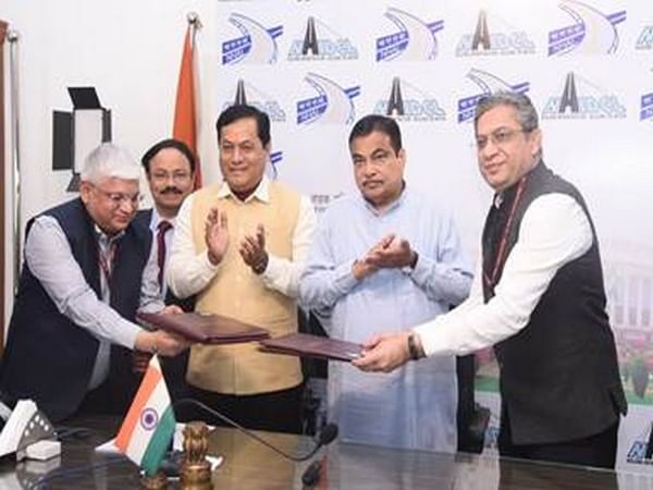 NHLML , IWAI sign treaty for state-of-art multi-modal logistics park in Varanasi