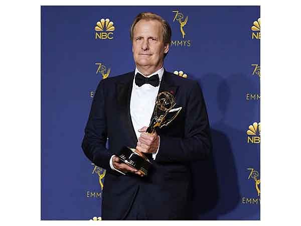 Jeff Daniels joins 'Shrinking' Season 3 as Jimmy's dad 