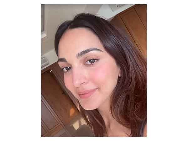 Mom-to-be Kiara Advani radiates 