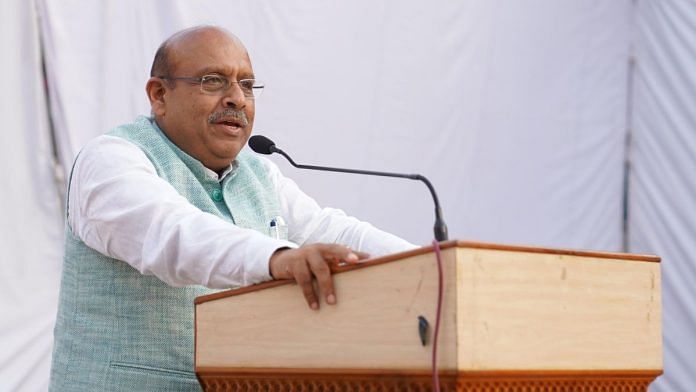 Delhi Assembly Speaker Vijendra Gupta | @Gupta_vijender