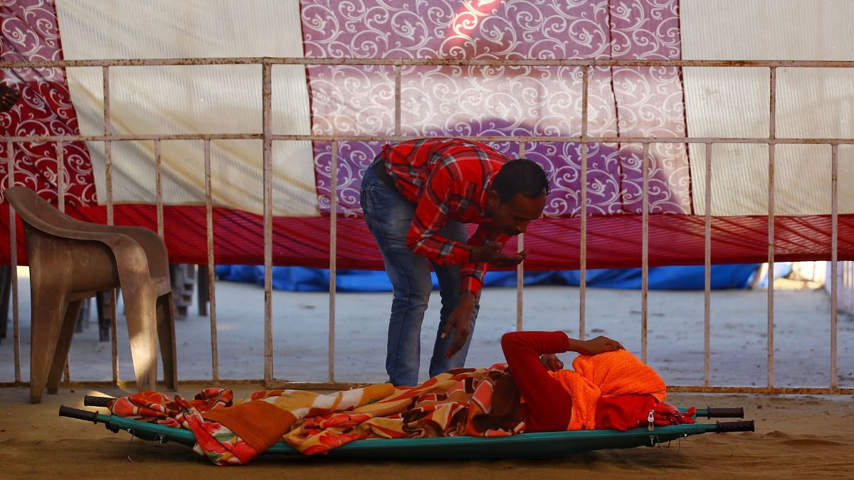 पादरी बजिंदर सिंह की मिनिस्ट्री में एक फॉलोअर | फोटो: मनीषा मोंडल/दिप्रिंट