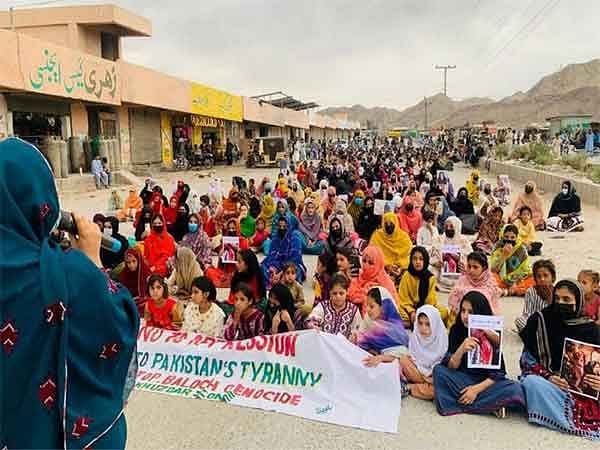 Balochistan: Khuzdar, Washuk witness protests against crackdown on Baloch Yakjehti Committee