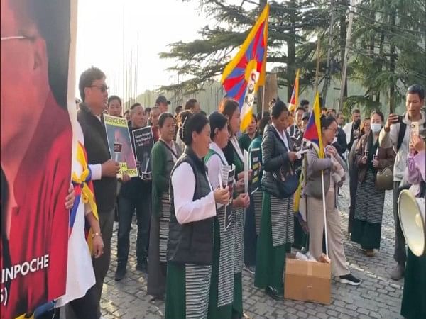 Fear mounts over imminent cremation of Tibetan Buddhist leader 