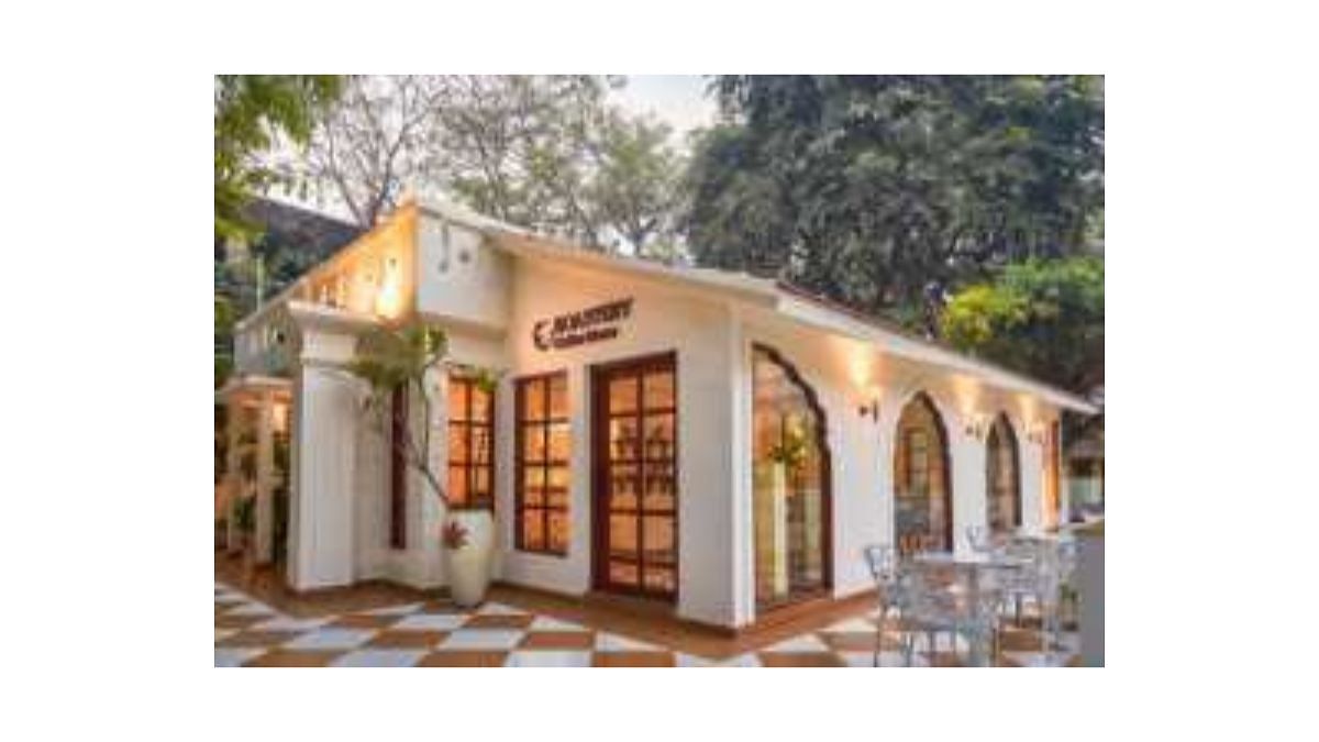 The Lucknow outlet | Special arrangement 