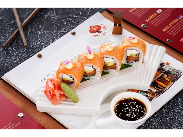 Moets: A Timeless Culinary Legacy Evolving With the Times in Delhi's Defence Colony