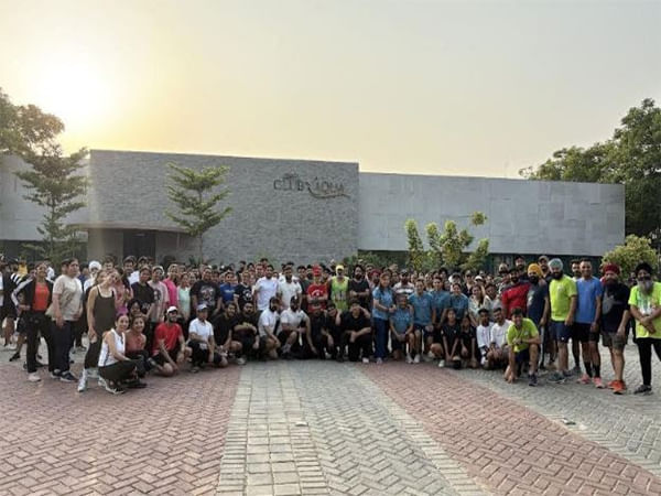 Club Aqua, AIPL DreamCity, Ludhiana Celebrates Father's Day with a High-Energy Morning Run in Collaboration with Runners Brew Club