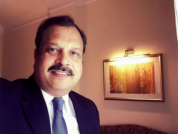 The Strategic Necessity of Communication in B2B Business: A Critical Analysis of Its Impact on Top Line