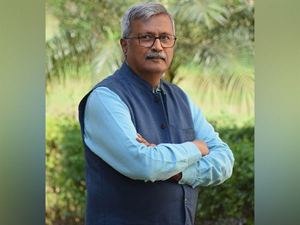 JKLU Professor First Indian to Win Hills Millennium Award for International Designers