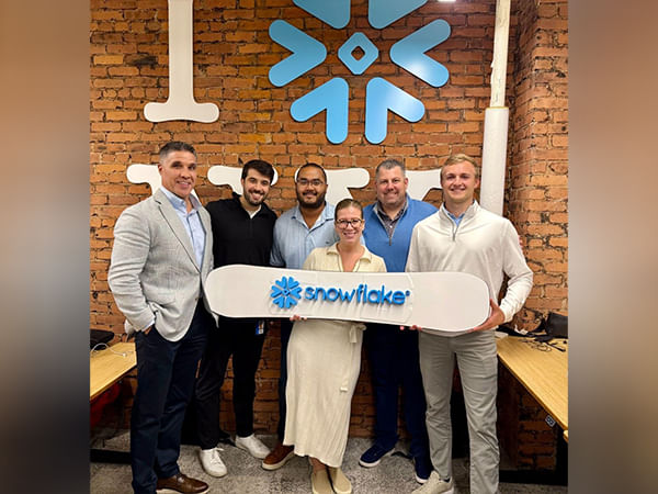 MaxIQ Improves Forecast Accuracy and Revenue Execution Across Global Teams for Snowflake