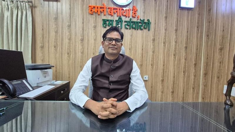 छत्तीसगढ़ के आवास और वित्त मंत्री ओपी चौधरी. उन्होंने कहा, “हम चाहते हैं कि नवा रायपुर एक शिक्षा शहर, आध्यात्मिक शहर, आईटी शहर, फार्मा शहर और विवाह स्थलों का शहर बने.” | फोटो: शुभांगी मिश्रा/दिप्रिंट