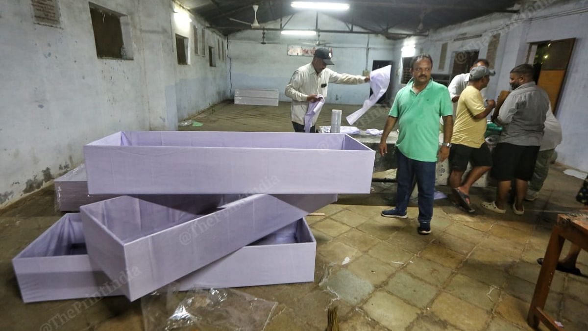 People from Vadodara's Christian community help Nelvin Rajwadi fulfil the order of 100 coffins | Praveen Jain | ThePrint