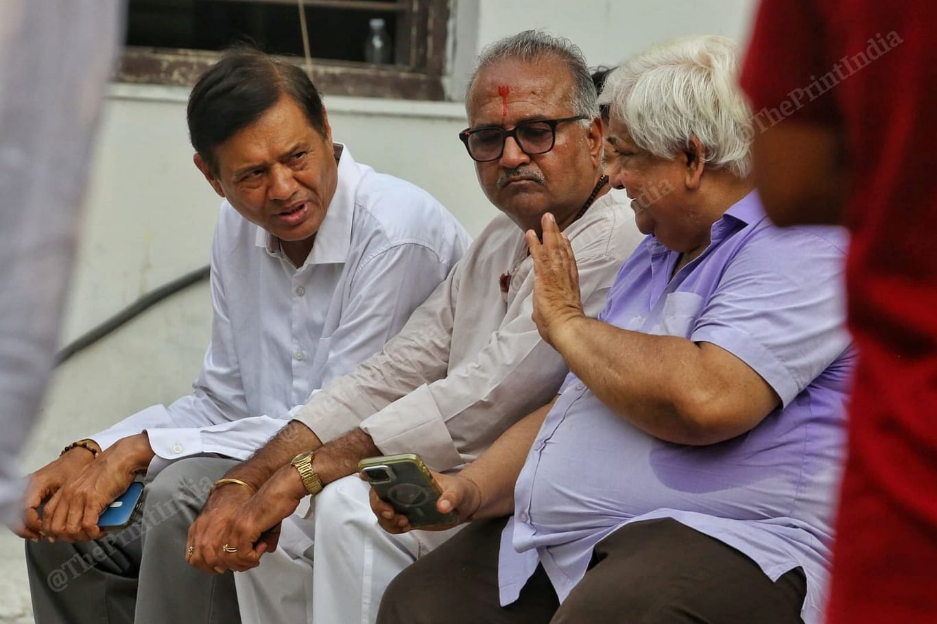 Swapnil Soni's relatives at the crematorium | Praveen Jain | ThePrint