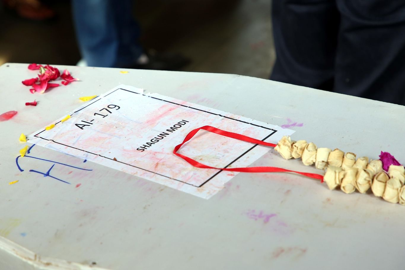 The coffin carrying Shagun Modi's mortal remains | Hanif Sindhi