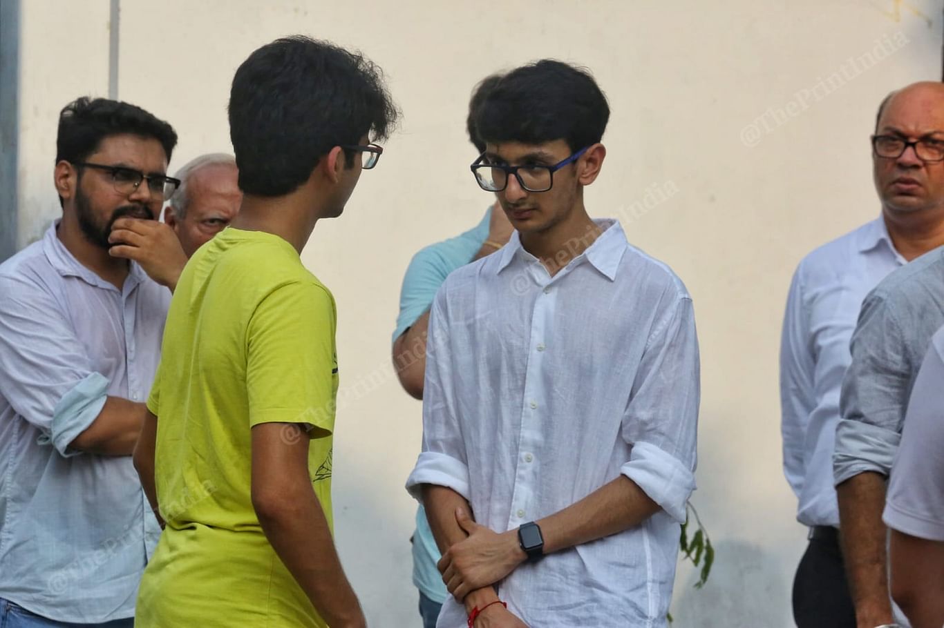 Swapnil and Yoga's son, Sidh Soni (right) at the crematorium | Praveen Jain | ThePrint