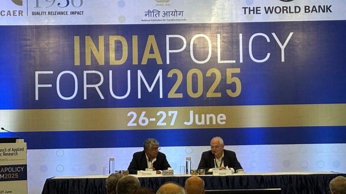 Financial Times chief economics commentator Martin Wolf and NCAER chairman Nandan Nilekani. Wolf was speaking at a lecture titled ‘India's Role in the New World Disorder’ | Photo: Anisha Nehra, ThePrint