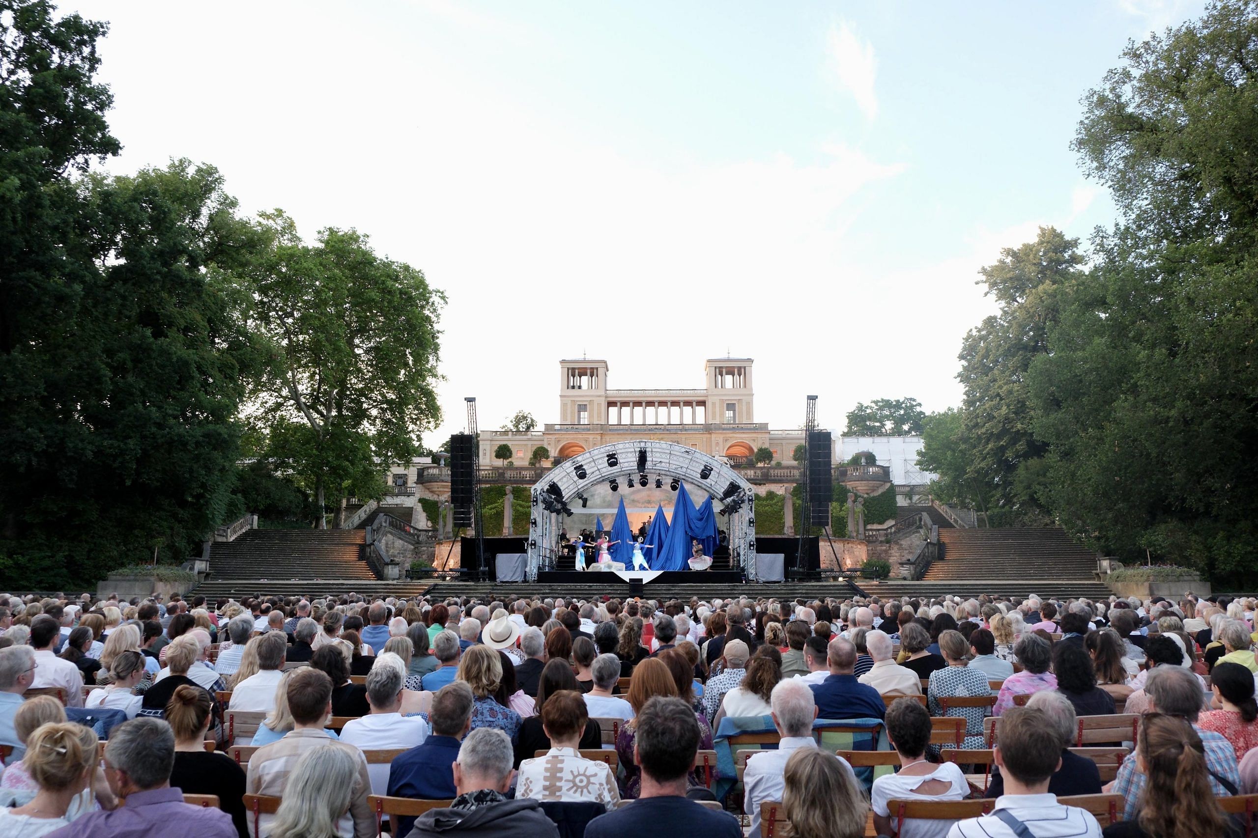 Indian Swan Lake unfolded in the gardens of a Prussian palace, before an audience of nearly 2,000 Europeans | Photo: Trisha Sakhlecha