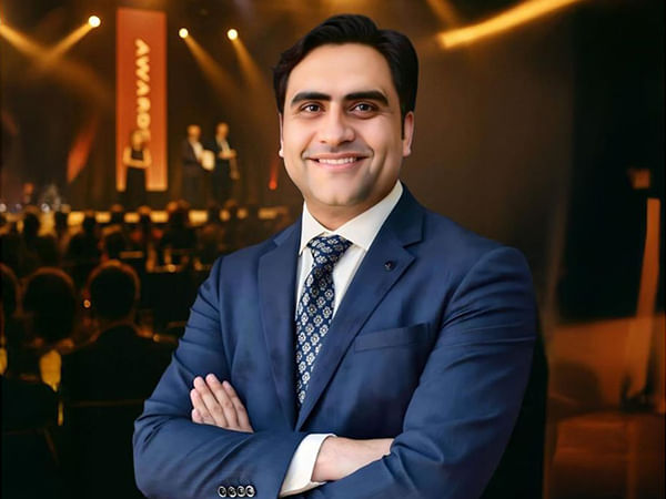 Sukh Sandhu Honoured with 'Advocate of the Year for Auditing Reforms' at Fluxx Awards 2025