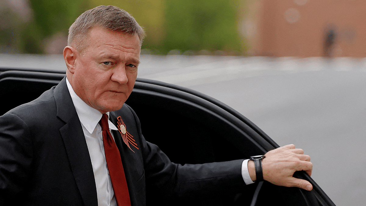 Russian transport minister found dead in his car with gunshot wound, hours after Putin fired him