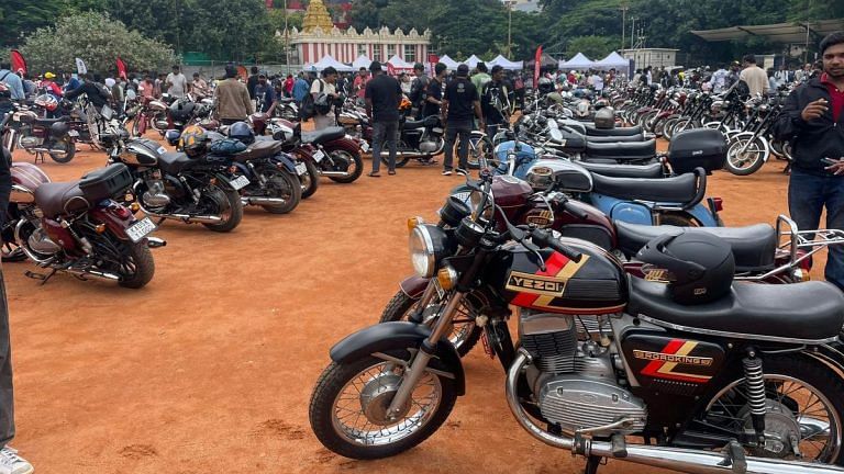 Banned in Delhi, full throttle in Bengaluru—RD350s, Shoguns, Yezdis ride on