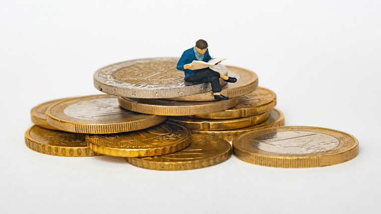 How Multi-Asset Funds Effectively Balance Risk and Returns in Uncertain Markets?