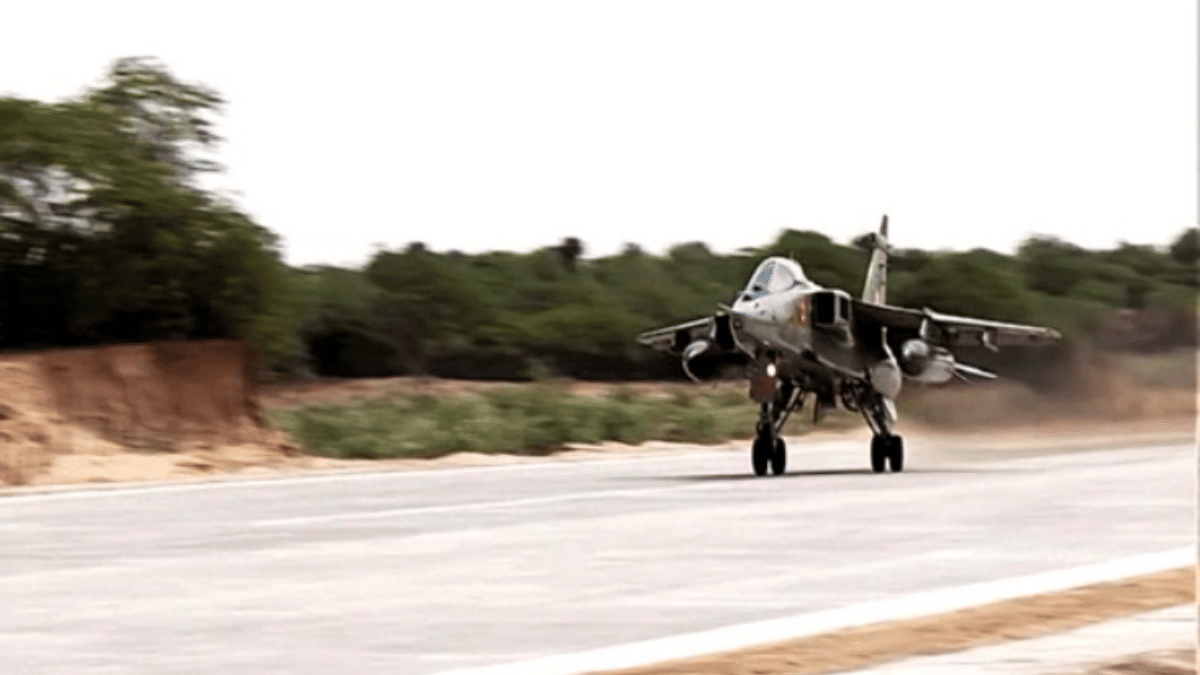 India looks to Oman for spare parts to keep its fleet of Jaguars flying