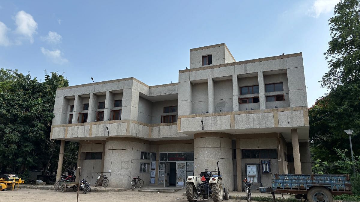 A “holding centre” inside a community centre in Sector 40 which detained a suspect with Bangladeshi citizenship | Samridhi Tewari, ThePrint