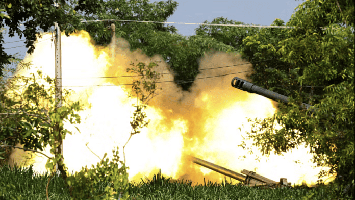 A Thailand's mobile artillery unit fires towards Cambodia's side, 25 July, 2025 | Reuters
