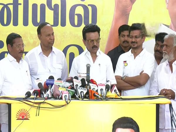 Tamil Nadu CM with other leaders | ANI