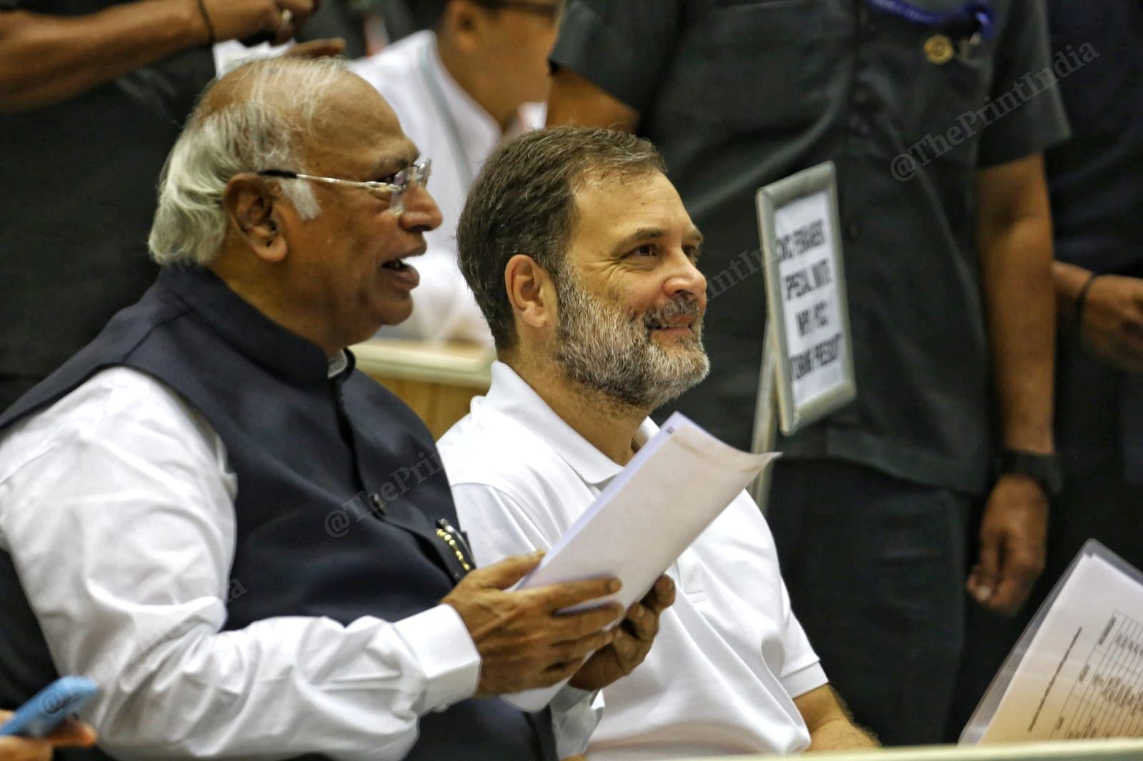Rahul Gandhi and Congress President Mallikarjun Kharge at Vigyan Bhawan | Praveen Jain | ThePrint