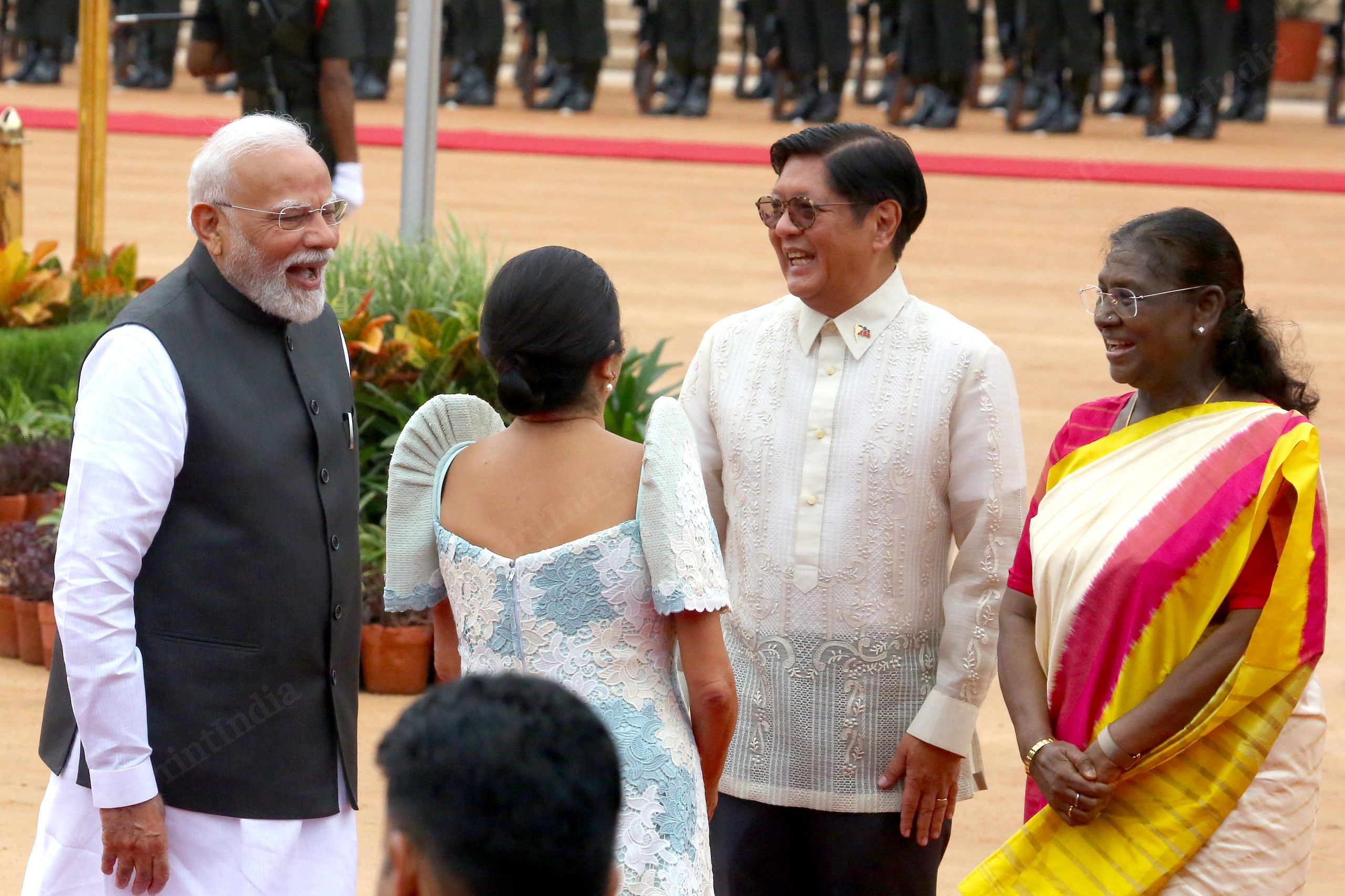 Ferdinand Romualdez Marcos Jr, President of the Republic of Philippines, with first lady Louise Marcos, Indian President Droupadi Murmu, and PM Narendra Modi talks after the ceremonial reception at Rashtrapati Bhawan | Praveen Jain | ThePrint